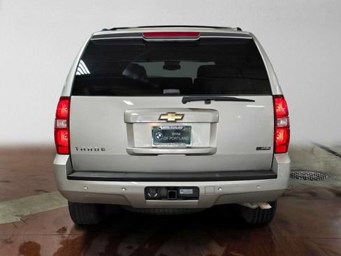Used 2008 Chevrolet Tahoe LT w/ Convenience Package 1 AWD/4WD image 4