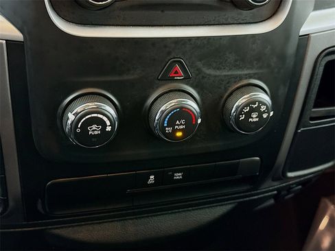 Used 2024 RAM 1500 Classic SLT image 8