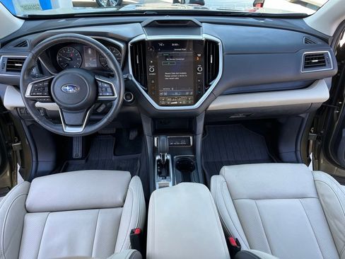 Certified 2023 Subaru Ascent Limited w/ Technology Package image 9