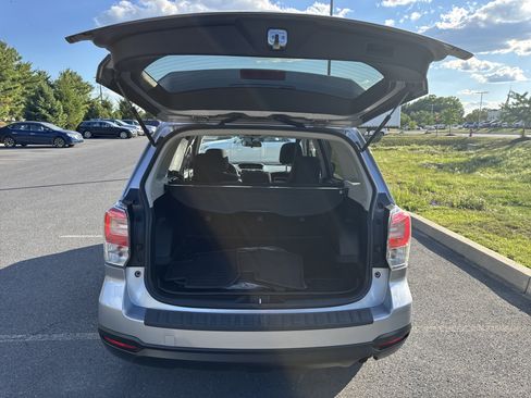 Used 2017 Subaru Forester 2.5i Premium w/ All-Weather Package AWD/4WD image 27