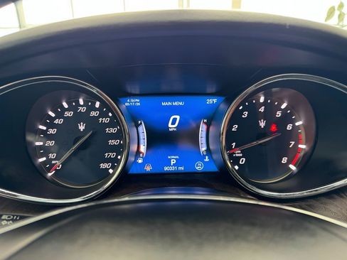 Used 2019 Maserati Quattroporte S Q4 AWD/4WD image 35