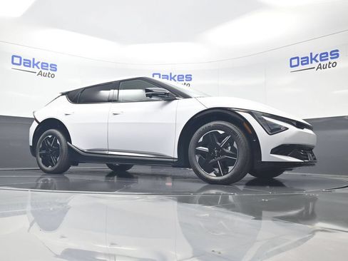 New 2026 Kia EV6 Wind AWD/4WD image 38