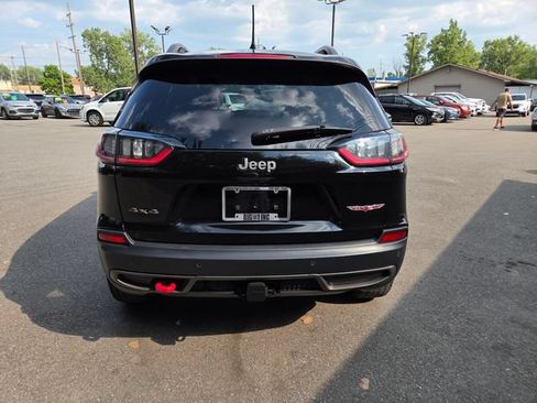 Used 2020 Jeep Cherokee Trailhawk w/ Cold Weather Group AWD/4WD image 5