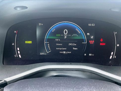 Used 2025 Toyota Camry LE w/ Convenience Package image 19