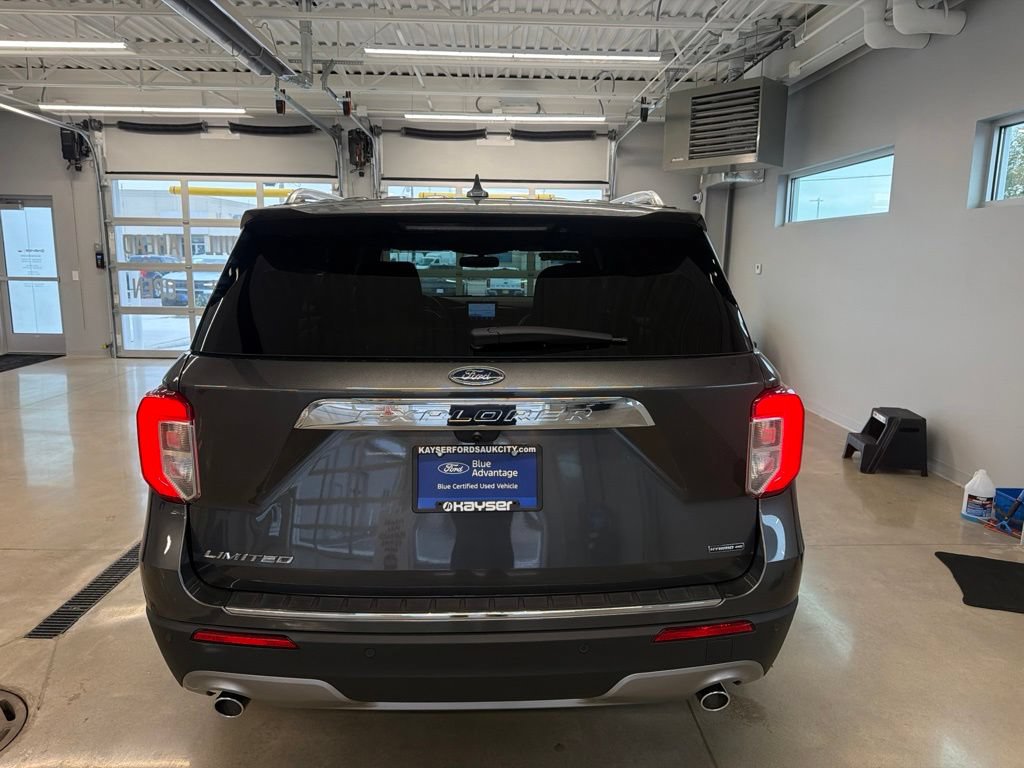 Used 2020 Ford Explorer Limited w/ Hybrid Equipment Group 310A AWD/4WD image 7