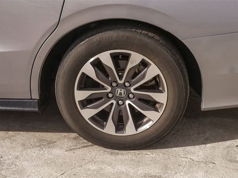 Used 2022 Honda Odyssey EX-L image 6