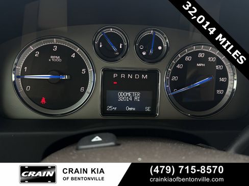 Used 2014 Cadillac Escalade Premium image 15