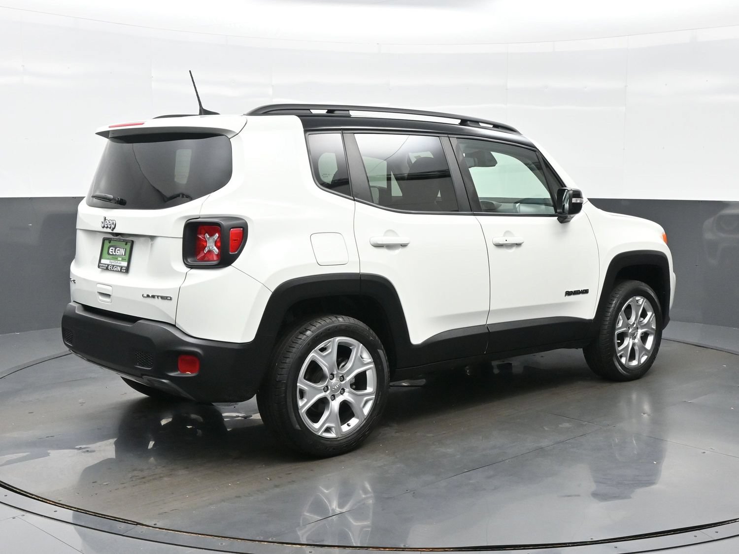 Used 2023 Jeep Renegade Limited AWD/4WD image 8