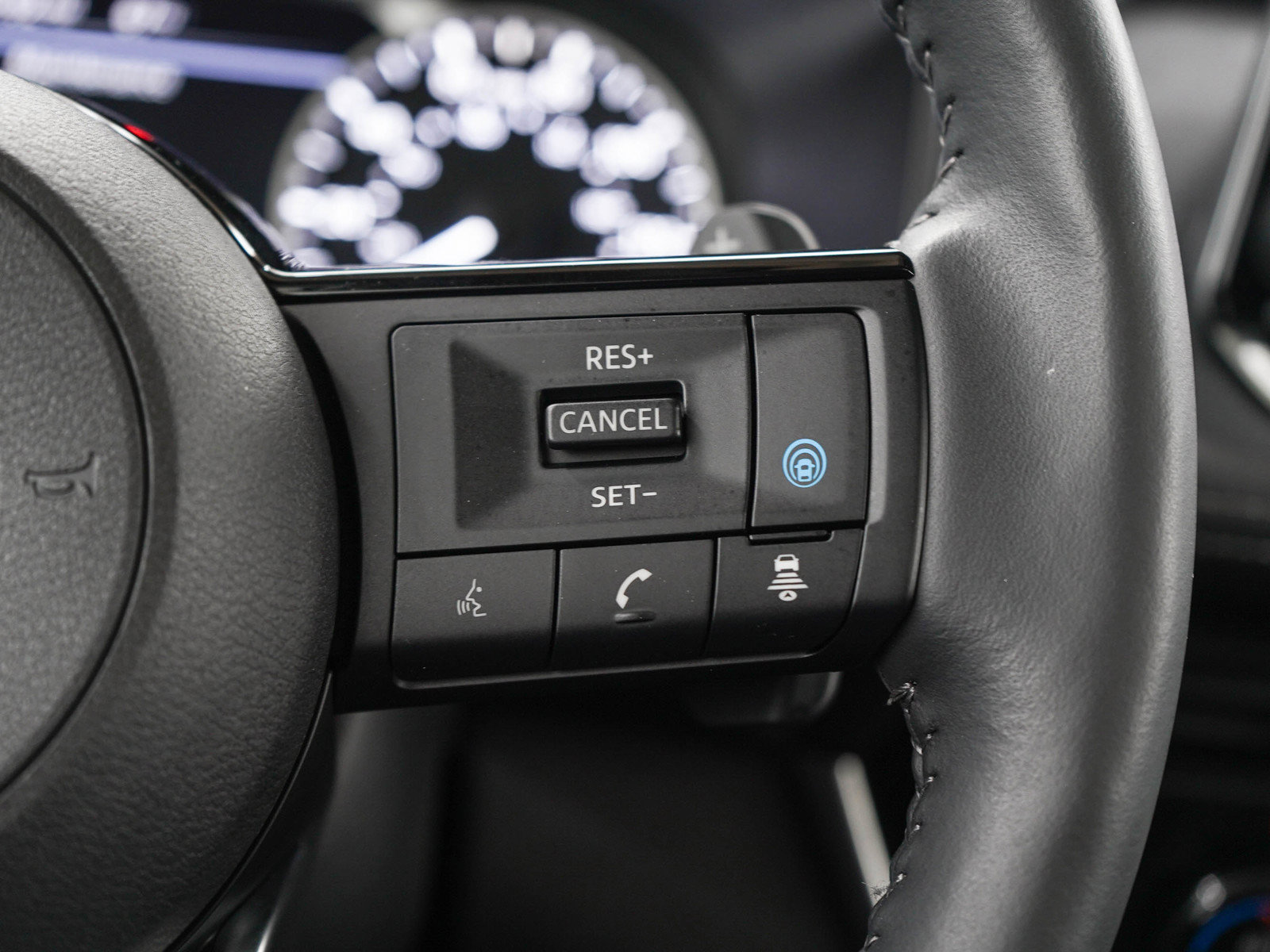 Used 2023 Nissan Rogue SL AWD/4WD image 27