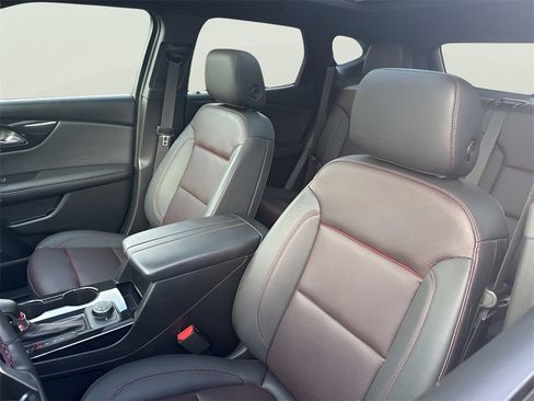 Used 2023 Chevrolet Blazer RS w/ Enhanced Convenience Package image 14