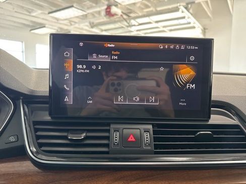 Used 2023 Audi Q5 2.0T Premium Plus image 40