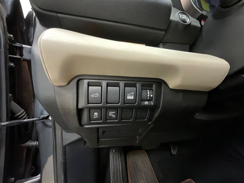 Used 2019 Subaru Ascent Touring w/ Popular Package #3 AWD/4WD image 25