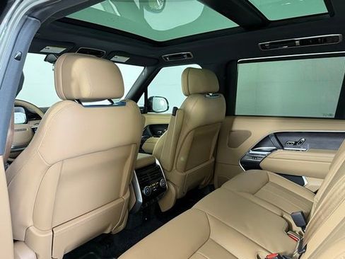 New 2026 Land Rover Range Rover Long Wheelbase SE AWD/4WD image 22