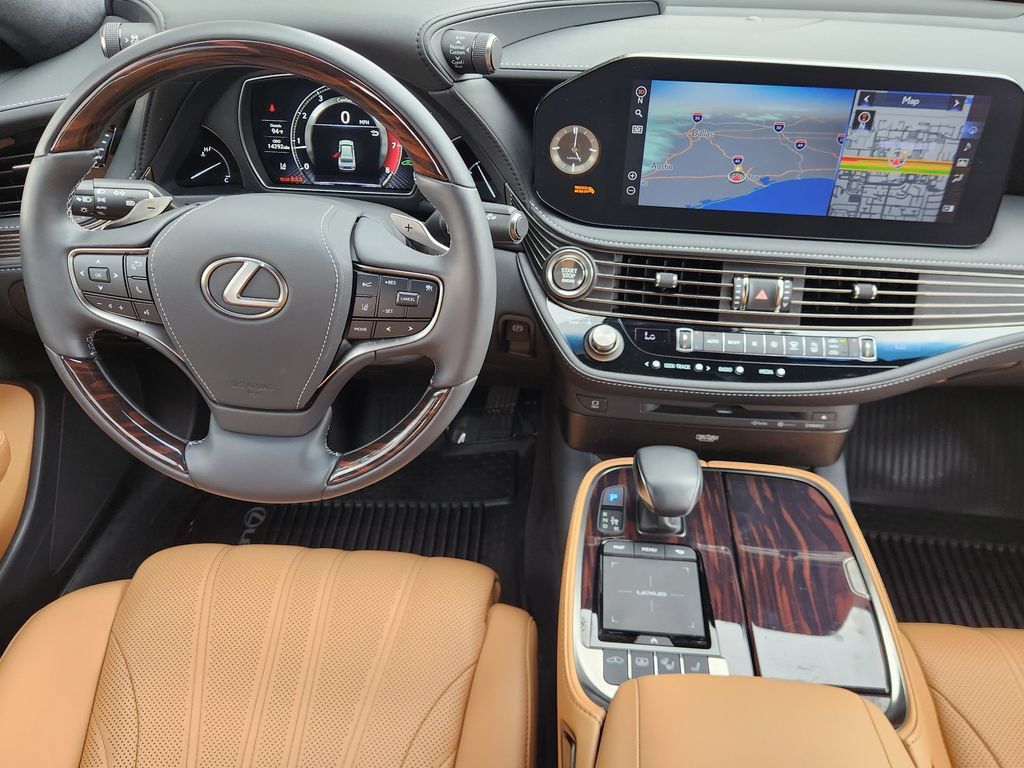 Certified 2022 Lexus LS 500 w/ Interior Upgrade Package RWD image 27