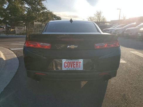 Used 2017 Chevrolet Camaro LT image 8