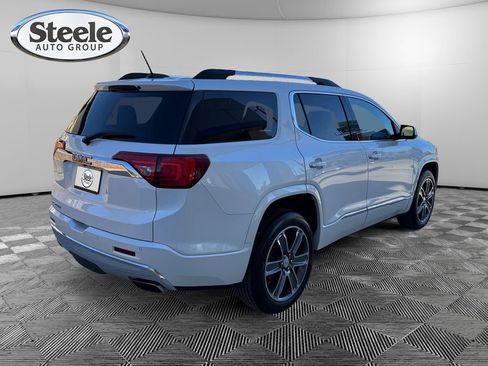 Used 2017 GMC Acadia Denali image 5