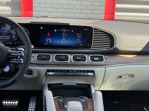 Used 2024 Mercedes-Benz GLE 53 AMG 4MATIC Coupe image 23