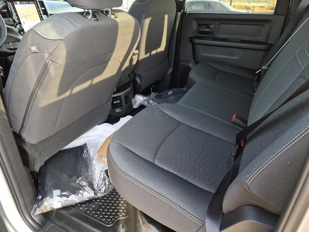 New 2026 RAM 3500 Tradesman AWD/4WD image 13