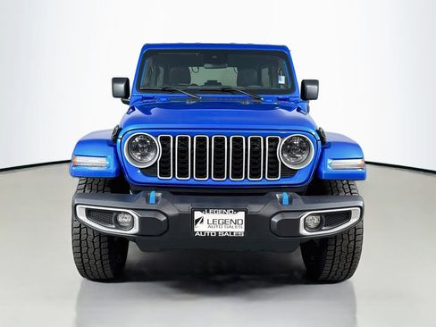 Used 2024 Jeep Wrangler Unlimited Sahara AWD/4WD image 2