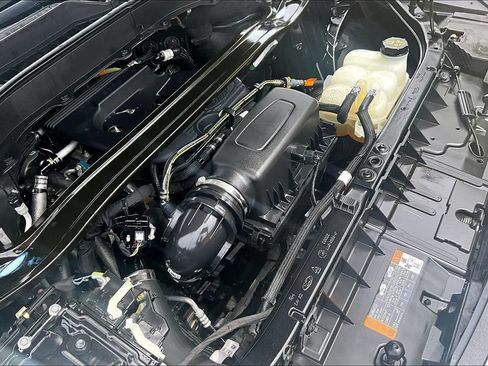 Used 2020 Ford Explorer Limited RWD image 45