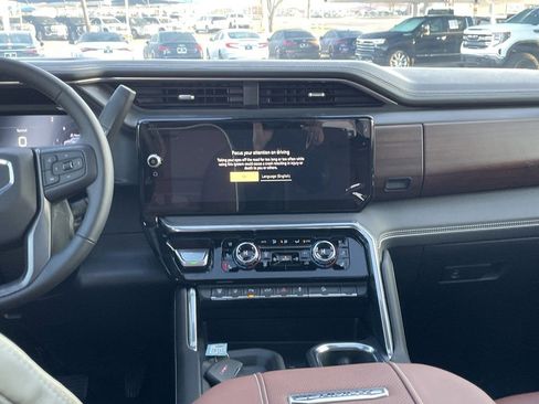 New 2026 GMC Sierra 2500 Denali Ultimate image 18