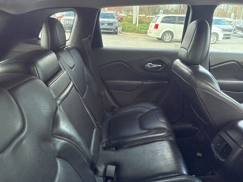 Used 2015 Jeep Cherokee Trailhawk w/ Comfort/Convenience Group image 5
