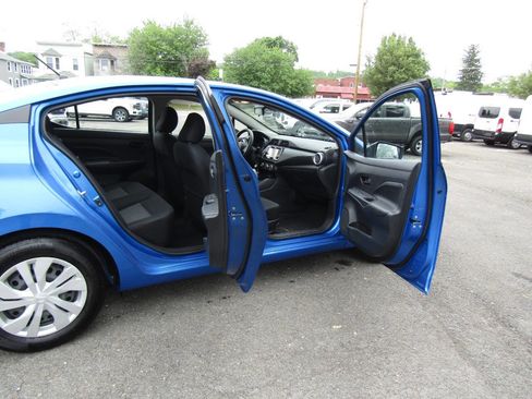 Used 2023 Nissan Versa S FWD image 24