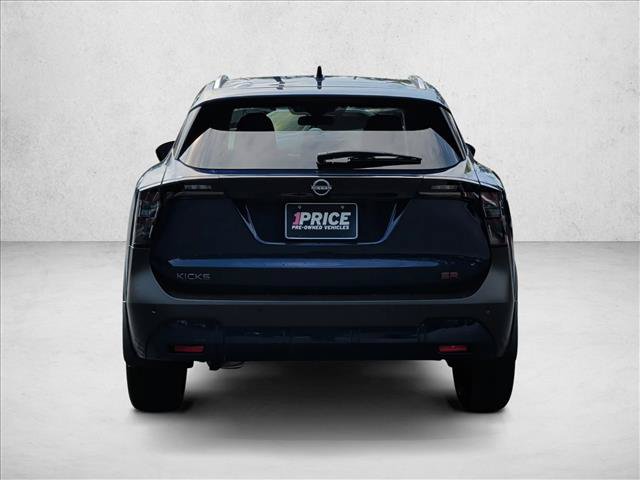 Used 2026 Nissan Kicks SR FWD image 6