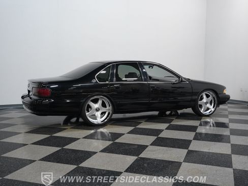 Used 1996 Chevrolet Impala SS RWD image 14