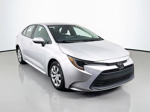 Used 2024 Toyota Corolla LE FWD image 1