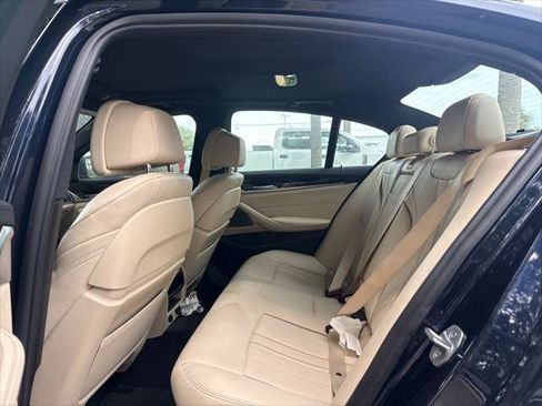 Used 2018 BMW 540i RWD image 16