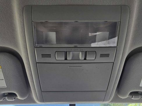 Used 2007 Toyota Prius FWD image 26