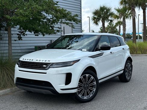 New 2025 Land Rover Range Rover Evoque S image 1