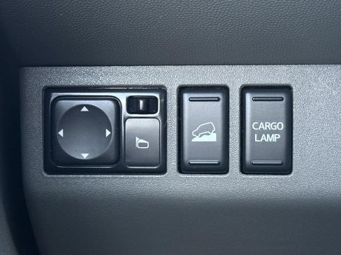 Used 2019 Nissan Frontier SL AWD/4WD image 20