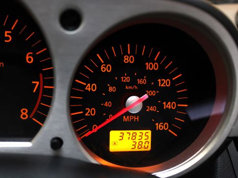 Used 2004 Nissan 350Z Touring image 30