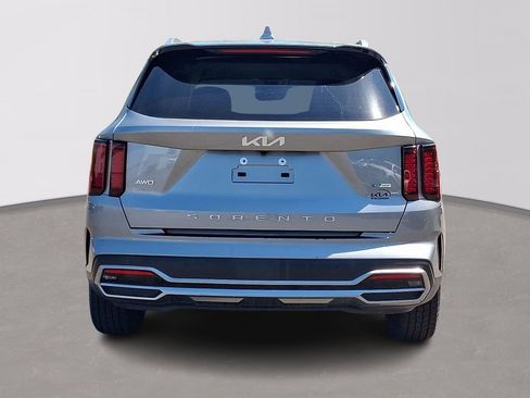 Certified 2022 Kia Sorento S AWD/4WD image 5