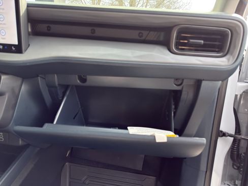 New 2026 Ford Maverick XLT w/ XLT Luxury Package image 32