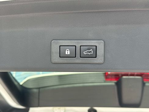 Used 2026 Subaru Ascent Touring AWD/4WD image 13