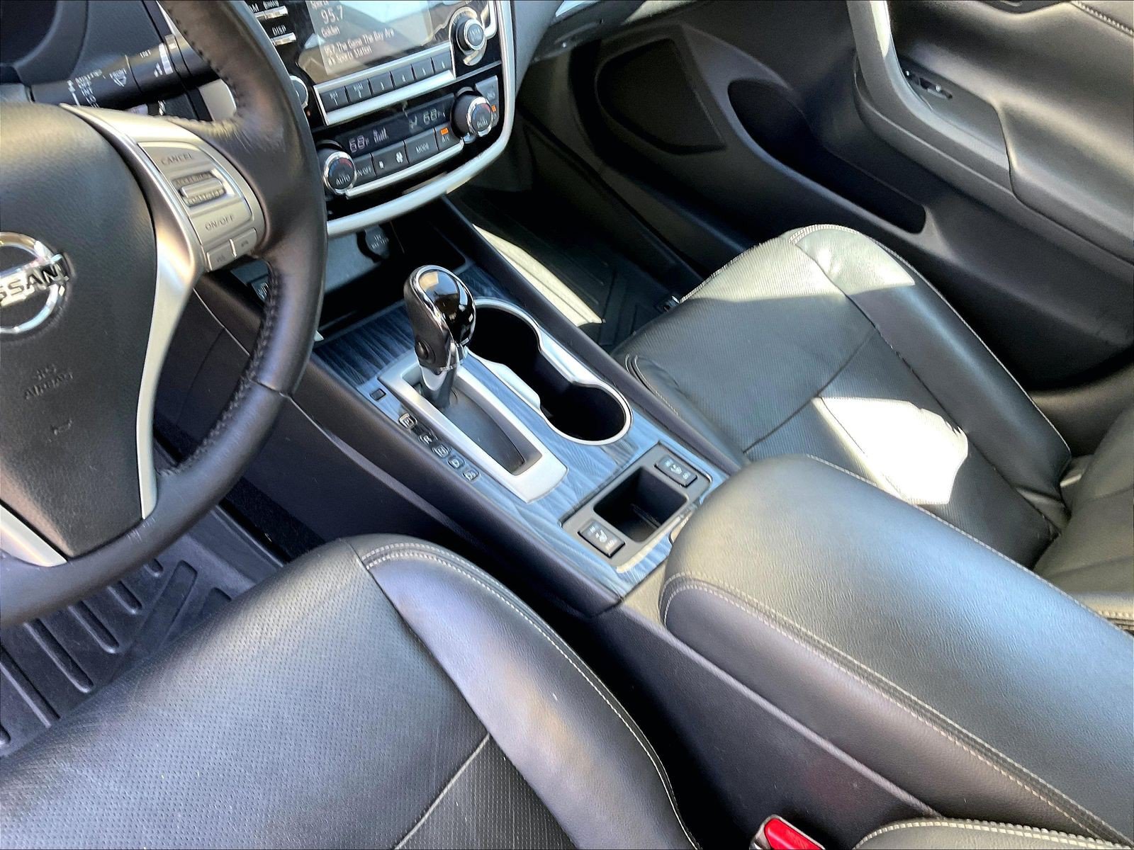 Used 2018 Nissan Altima 2.5 SL FWD image 16