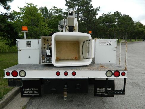 Used 2008 Ford F550 2WD Regular Cab Super Duty image 11