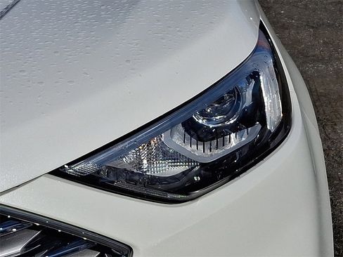 Used 2022 Ford Edge Titanium w/ Class II Trailer Tow Package image 9