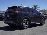 Used 2023 Nissan Rogue SL w/ SL Premium Package image 4