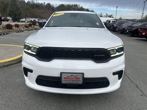 Used 2023 Dodge Durango GT image 3