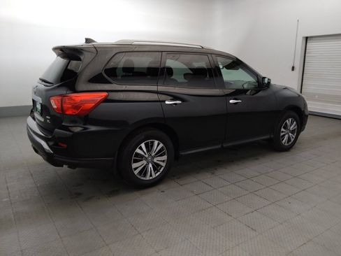 Used 2019 Nissan Pathfinder SL AWD/4WD image 10