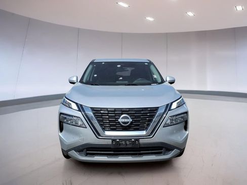 Used 2023 Nissan Rogue SV image 8