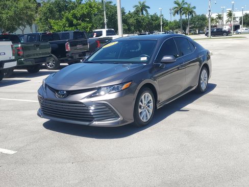Certified 2023 Toyota Camry LE FWD image 7