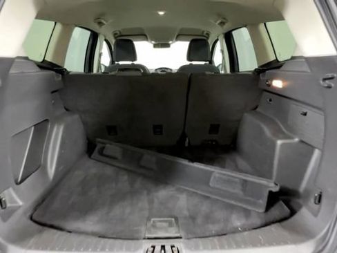 Used 2017 Ford Escape SE FWD image 14