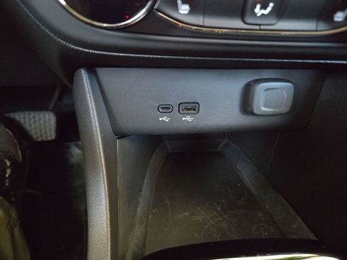 Used 2024 Buick Encore GX Preferred w/ Comfort Package image 19