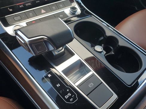Certified 2025 Audi Q7 3.0T Premium Plus AWD/4WD image 29
