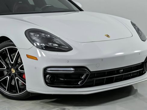 Used 2020 Porsche Panamera GTS AWD/4WD image 2